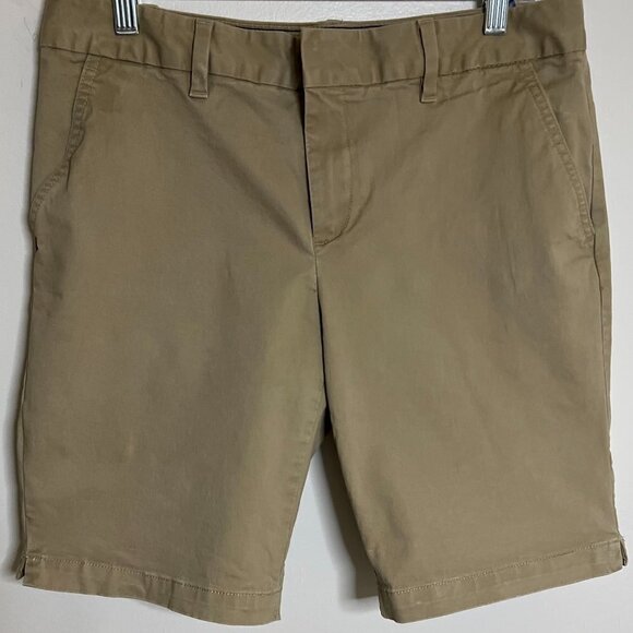 Tommy Hilfiger Chino Shorts in Khaki Color Size 8 - Picture 1 of 6